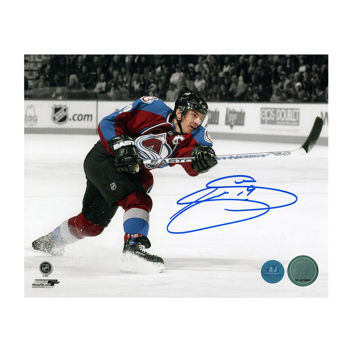 Joe Sakic Autographed Colorado Avalanche Color Isolation 8x10 Photo